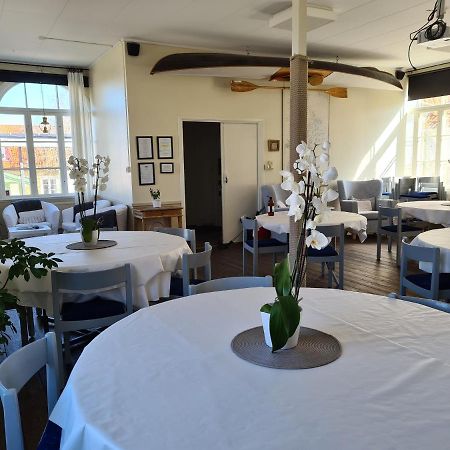 Missionshuset Bed & Breakfast Sandhamn Exterior foto