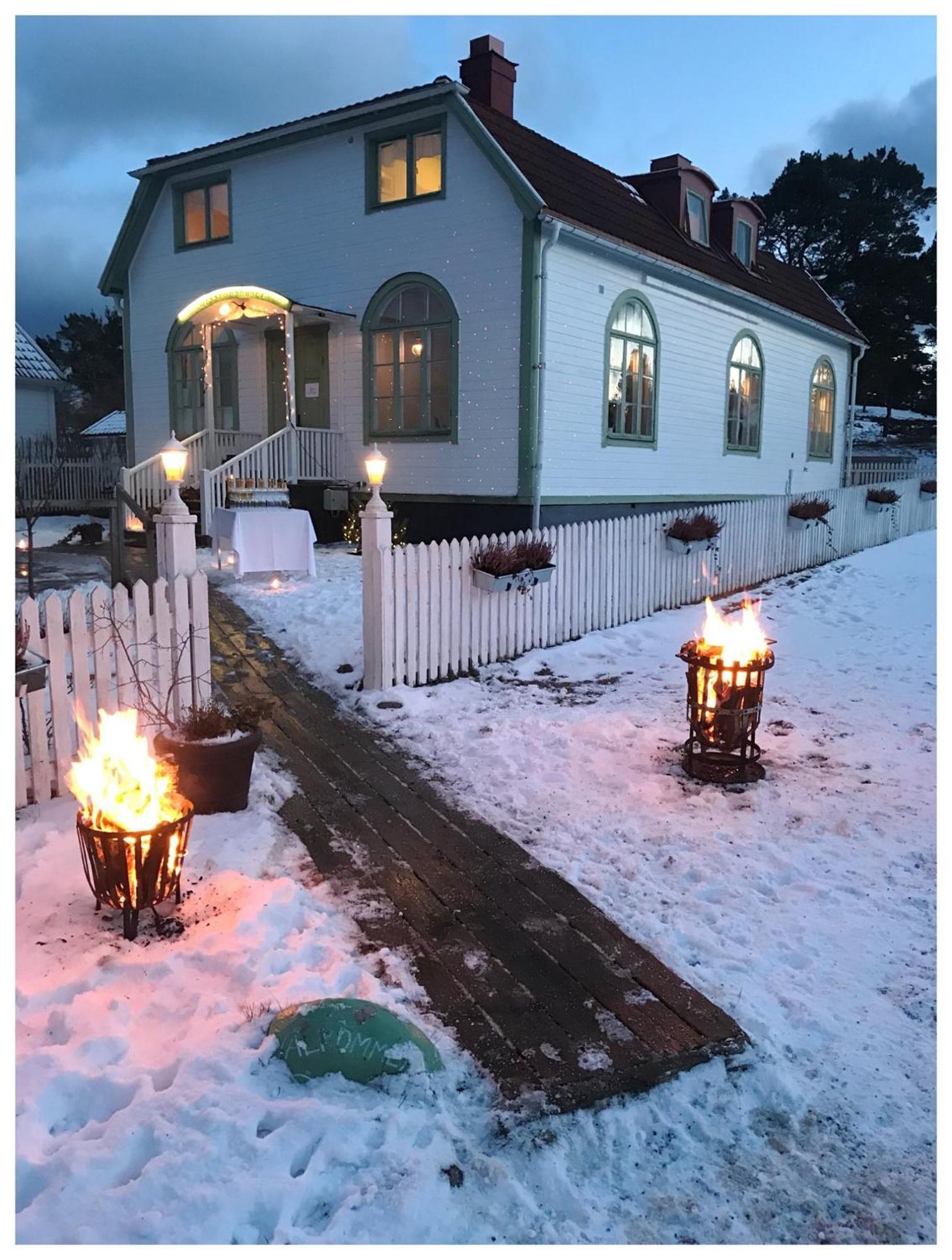 Missionshuset Bed & Breakfast Sandhamn Exterior foto